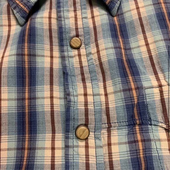 Mountain Hardware I Short Sleeve Snap Shirt - Picture 3 of 7